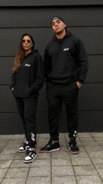Calça moletom black OFF MIND